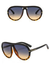 Cargar imagen en el visor de la galería, Classic Shades