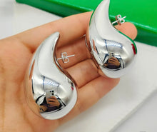 Load image into Gallery viewer, TEAR DROP EARRINGS