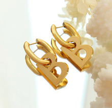 Cargar imagen en el visor de la galería, BAD B EARINGS