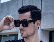 Cargar imagen en el visor de la galería, The Square Shades