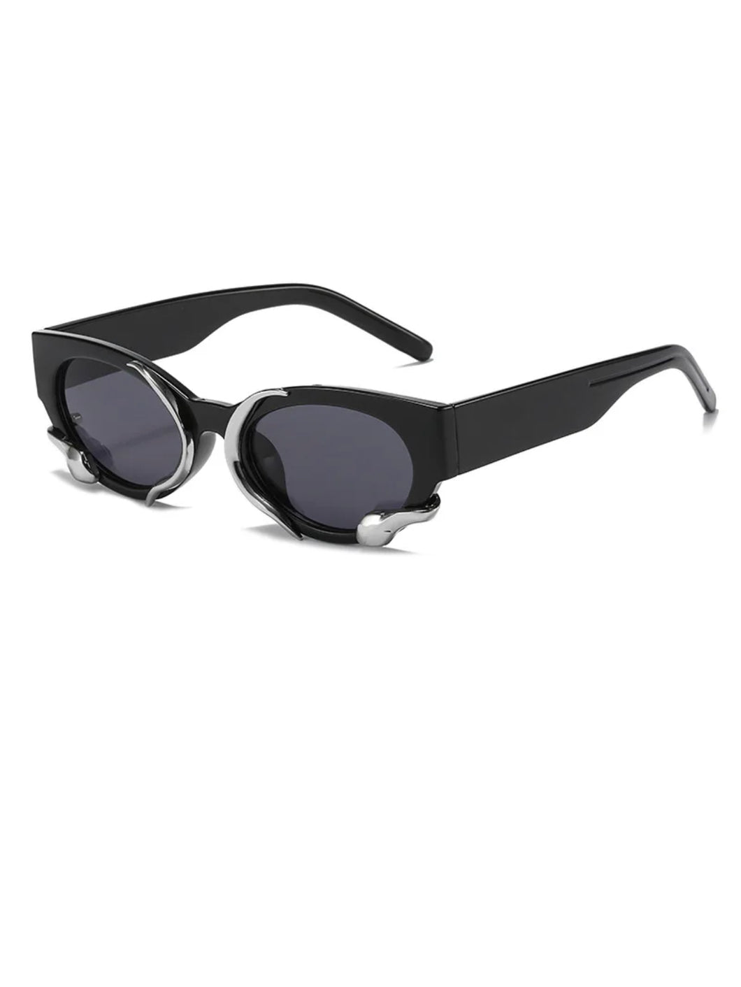 Una Culebra Shades