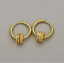 Load image into Gallery viewer, The infinity Earrings
