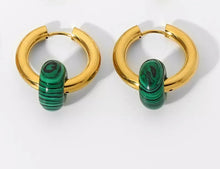 Load image into Gallery viewer, The infinity Earrings
